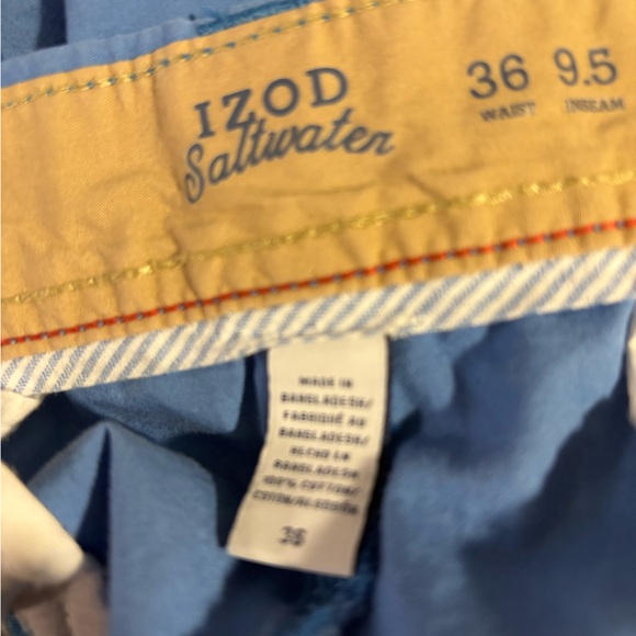 IZOD Saltwater Men's Flat Front Blue Shorts EUC - Picture 6 of 7